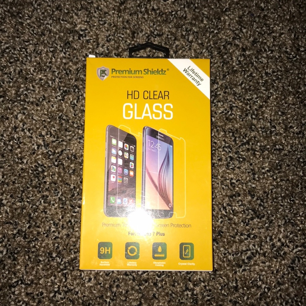 GLASS SCREEN PROTECTOR